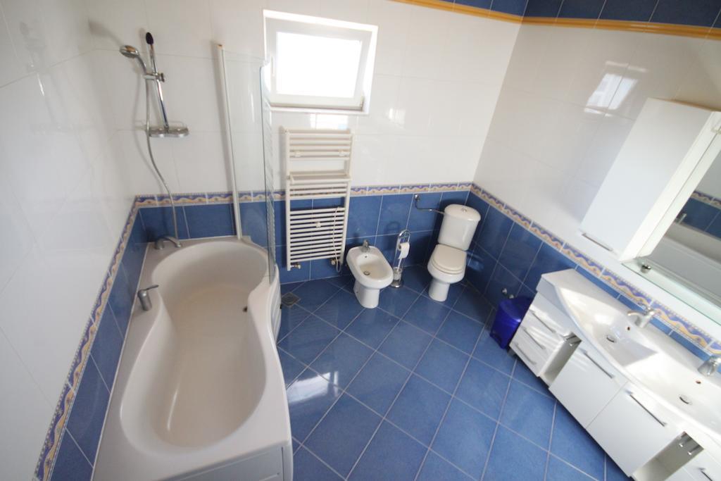Holiday House Veli Vrh Пула Стая снимка